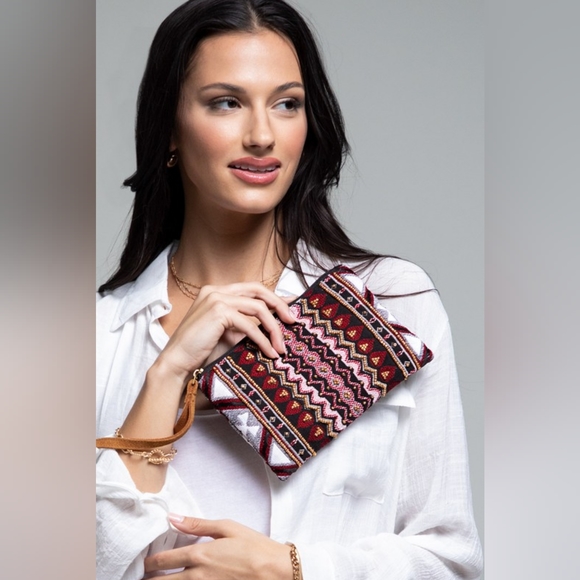 Handmade Hand Beaded Wristlet Clutch - Ethnic Inspired Design - Dyed Fine Cotton - Picture 4 of 6